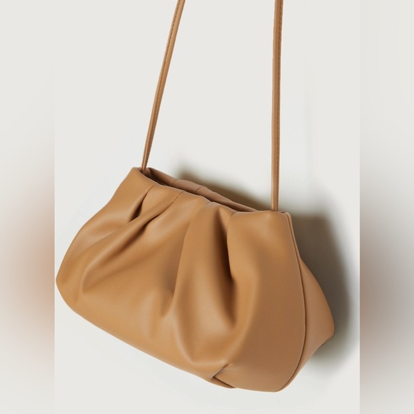 OAK + FORT Handbags - NWT Oak+Fort Scrunch Top Clutch